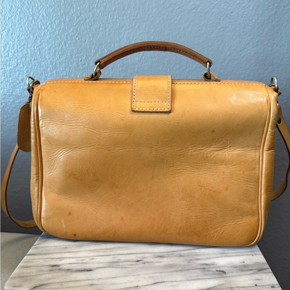 Vintage Bree Classic Leather Handbag - Picture 3 of 5